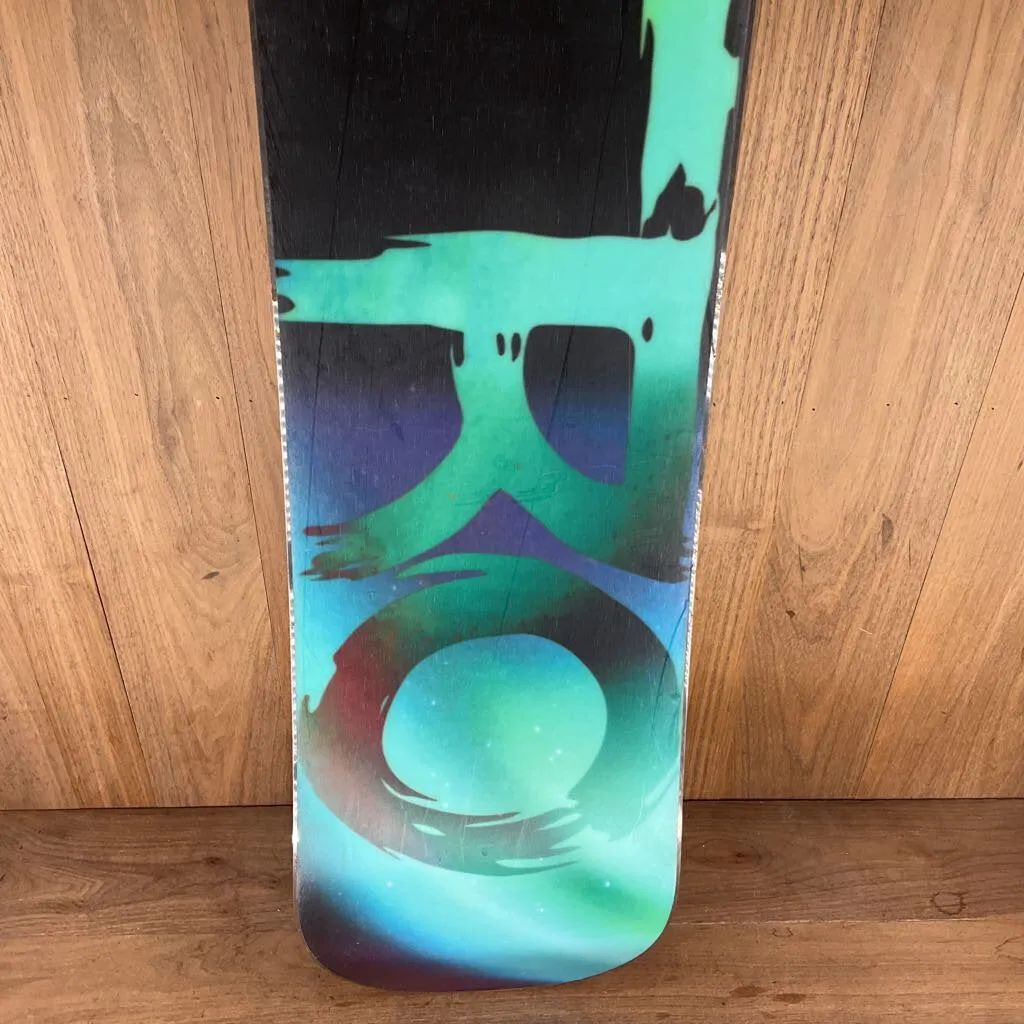 2023 Nitro Beast Snowboard