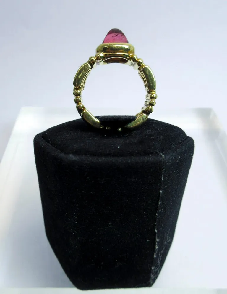 BVLGARI 18 Karat Yellow Gold Sugar Loaf Tourmaline Ring Size 5 1/2