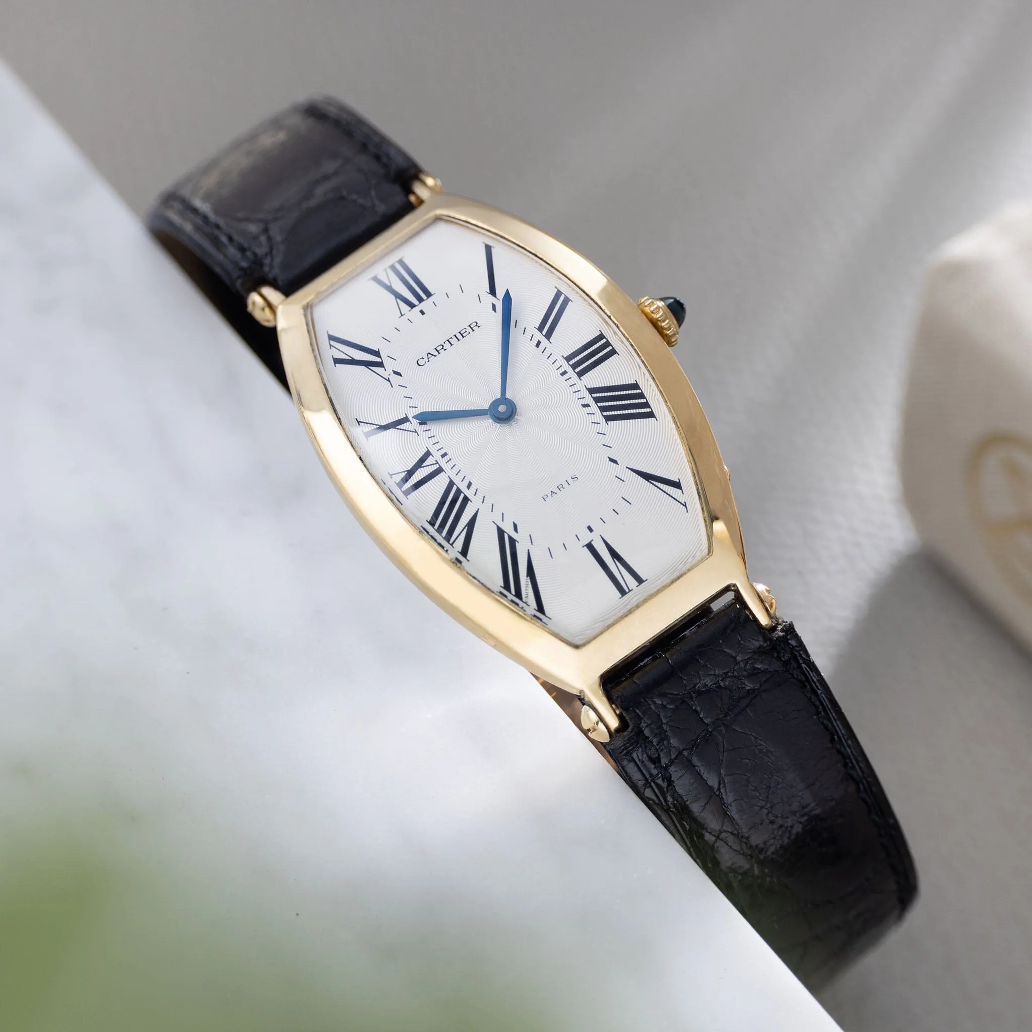 Cartier Paris Tonneau 18kt Yellow Gold “Paris “Dial