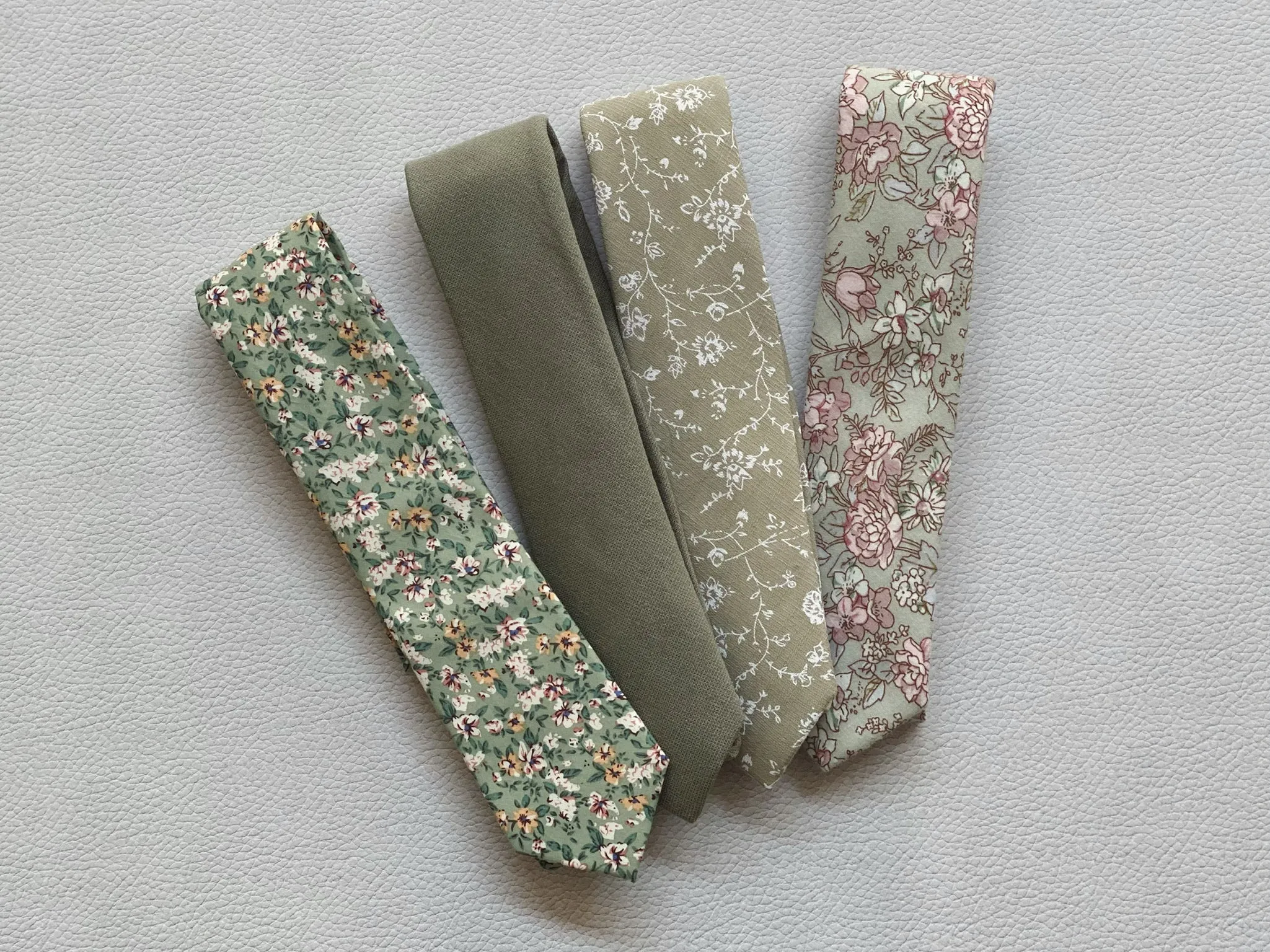 Edison Cotton Floral Neck Tie