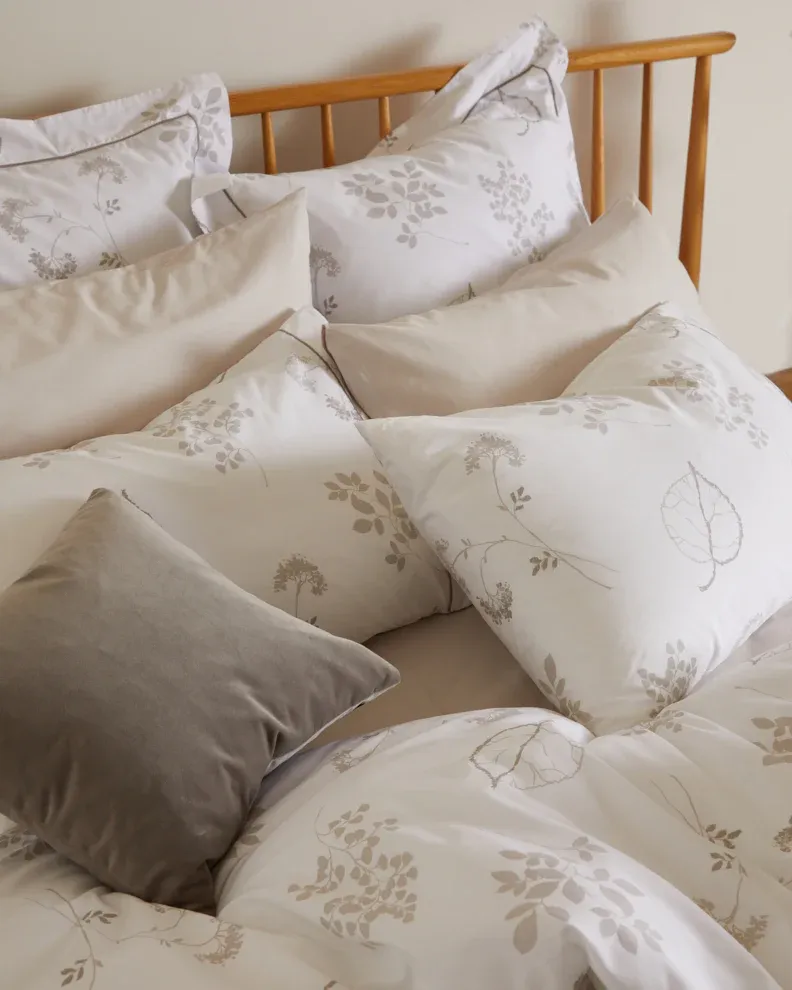 Foxford Meadow Floral In Mink Duvet Set