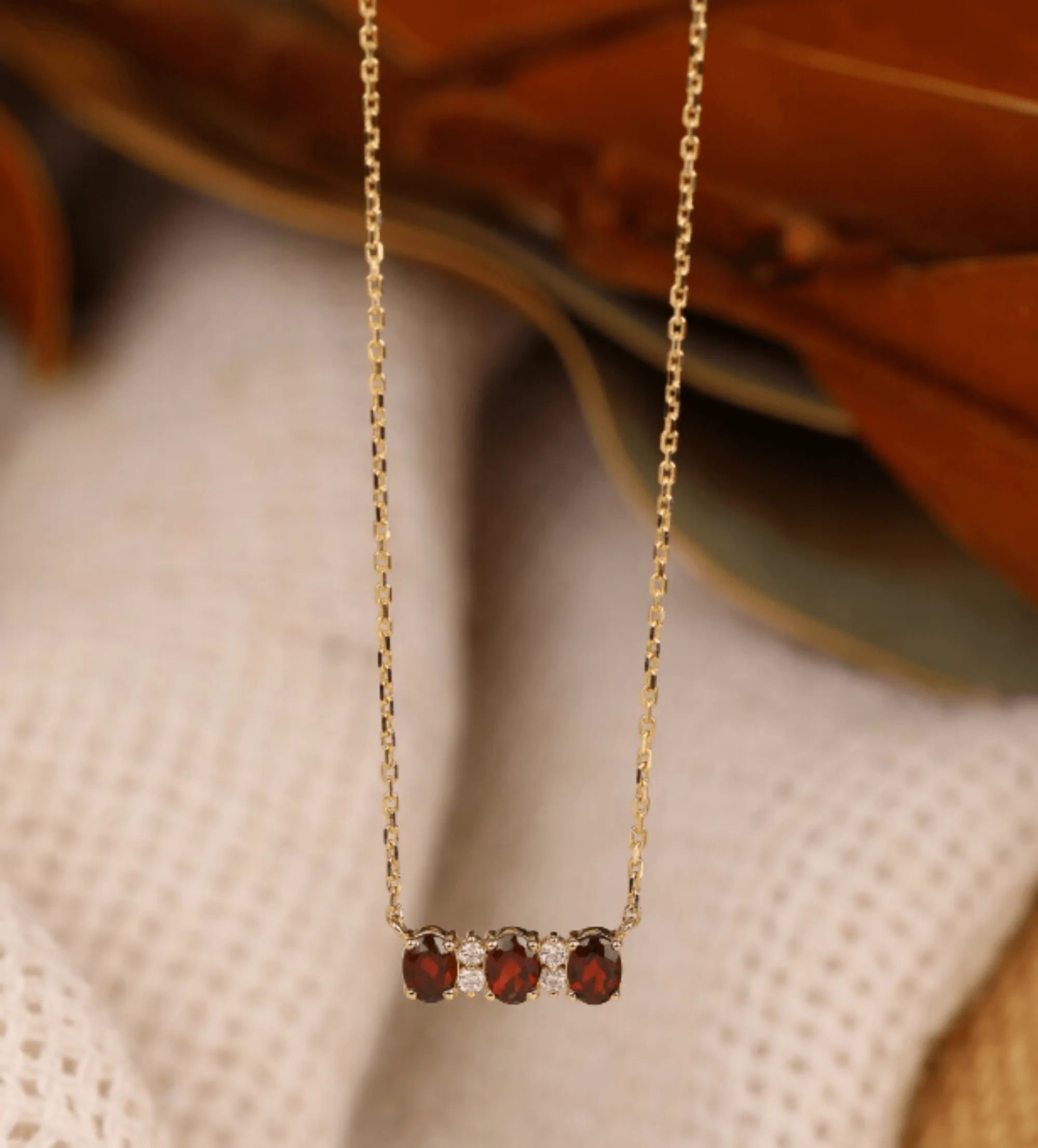 Garnet & Diamonds Necklace, Ariel