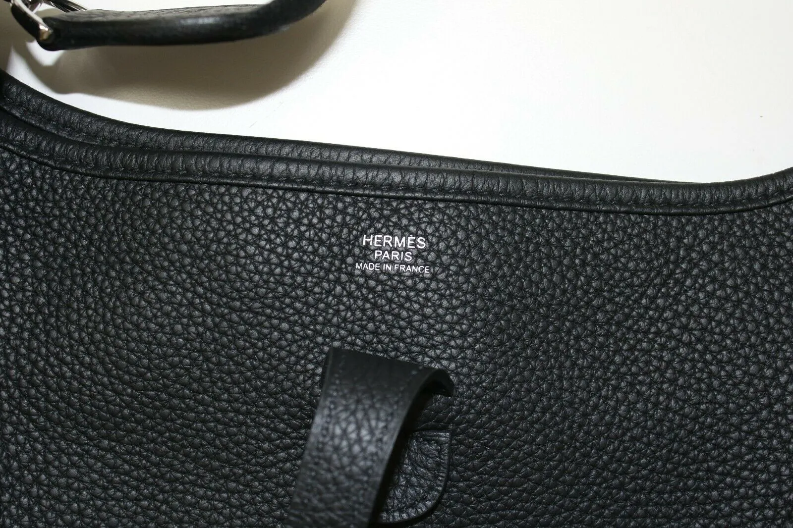 HERMÈS EVELYNE III 29/PM Clemence Bag Etain