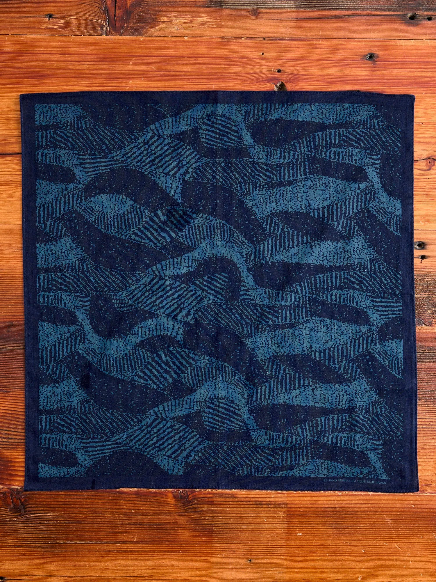 "Wind Flow" Bandana in Dark Navy